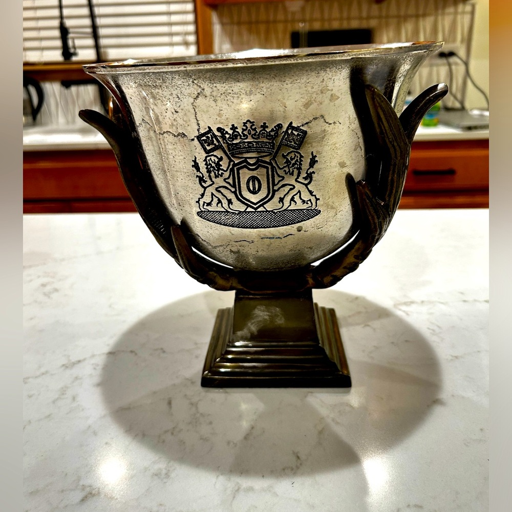 IMAX Worldwide Hicks Aluminum Antler Bowl